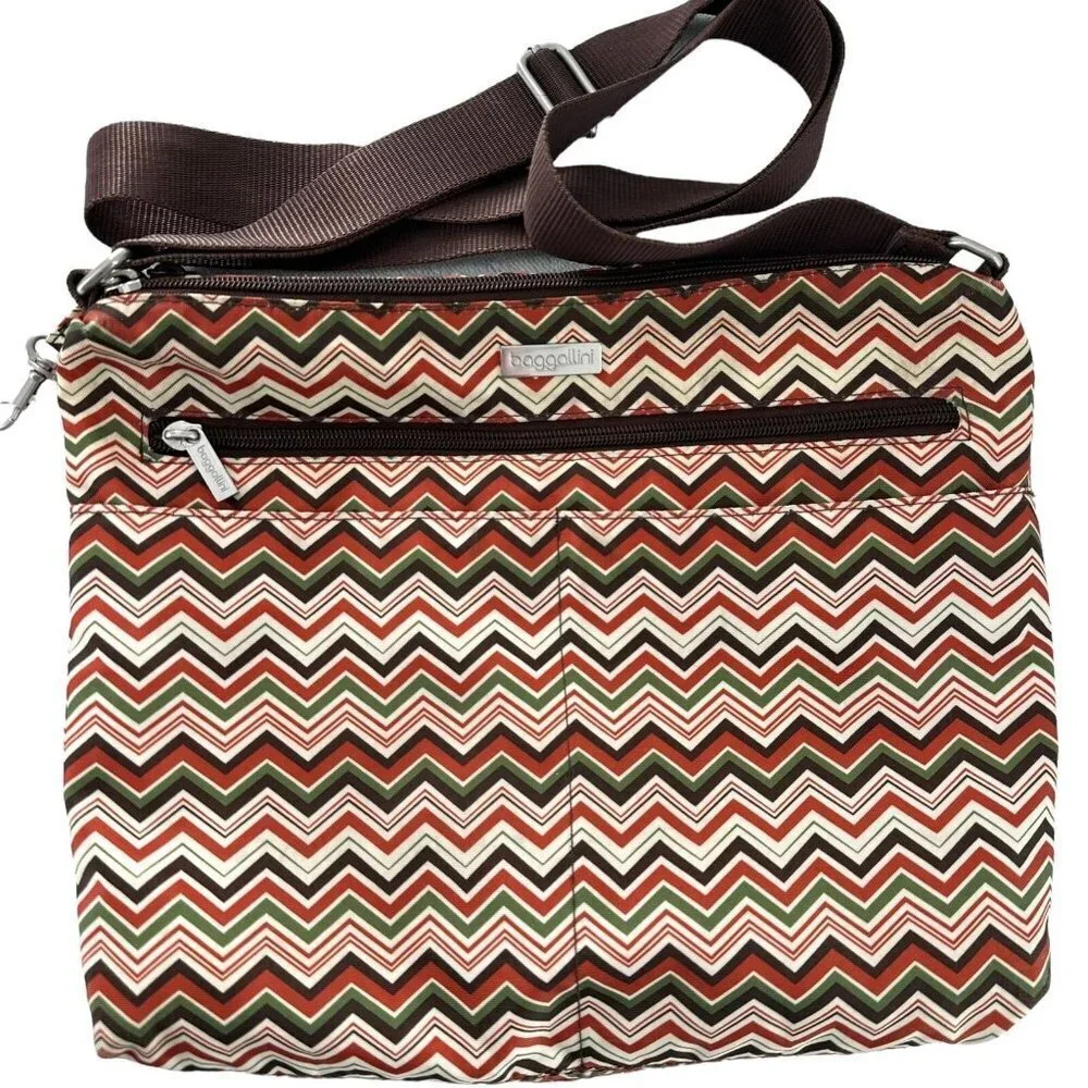 Baggallini Brown & Green Chevron Stripe Nylon Crossbody Messenger Bag